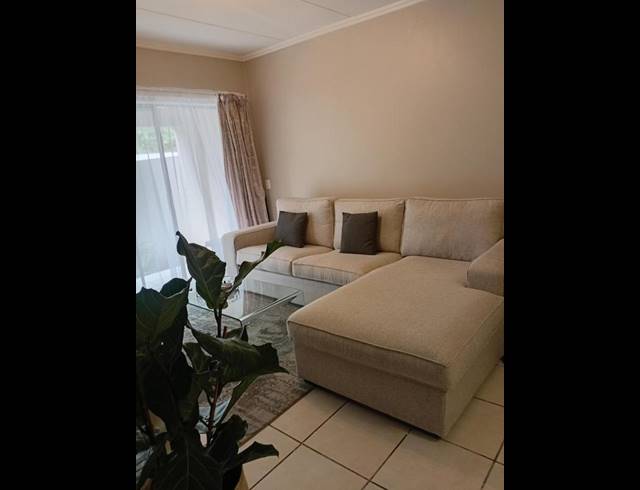1 BEDROOM PROPERTY TO RENT IN PAULSHOF